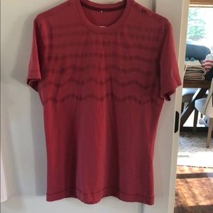 Lululemon T-shirt